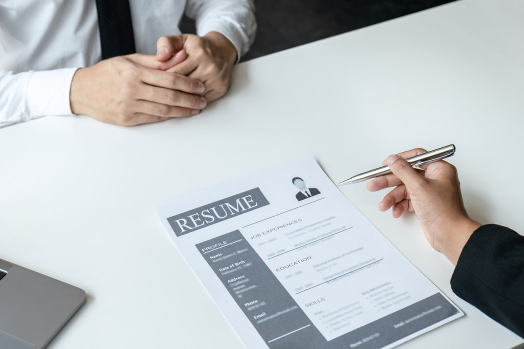 Top 7 FAQs on Software Engineer Resumes Answered!