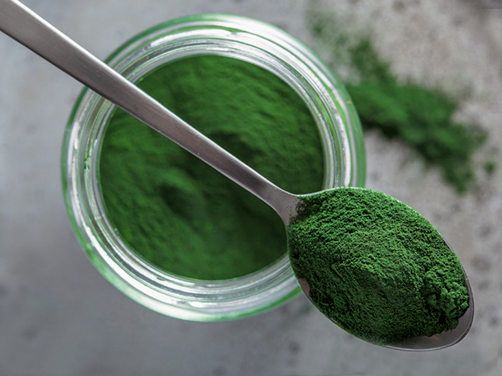 Chlorella vs. Spirulina: What's the Difference?