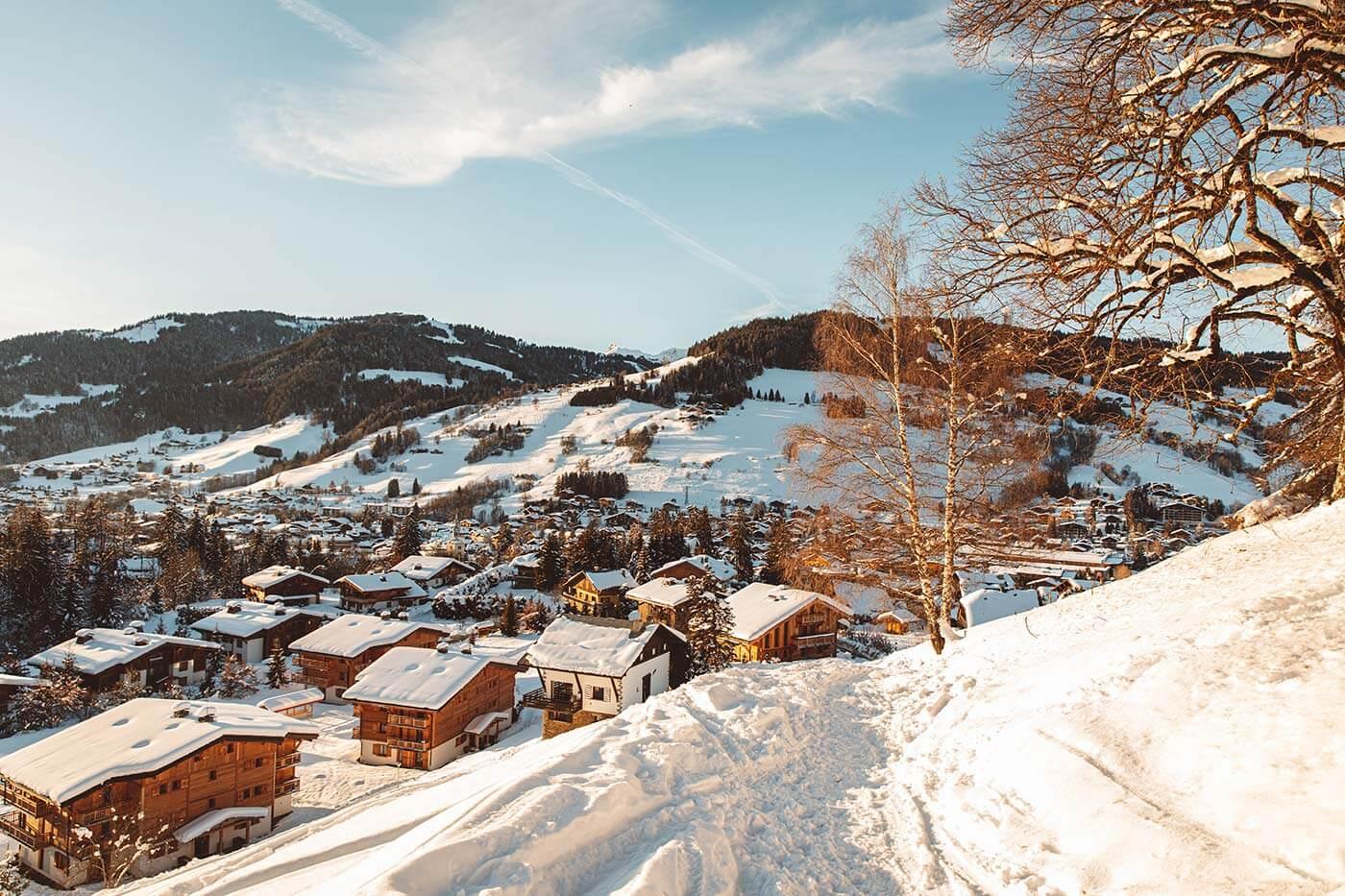 A picture containing snow, outdoor, sky, natureDescription automatically generated