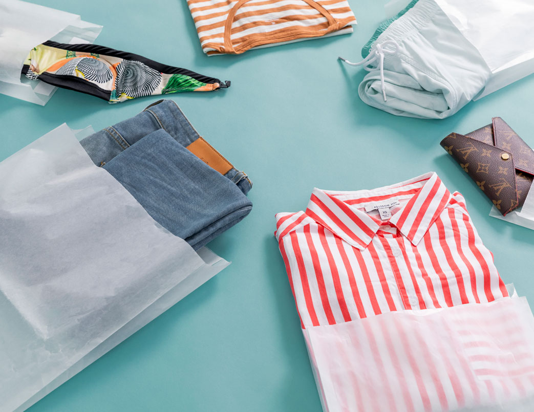 assortment of vela bags