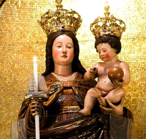 madona de bonaria recortada