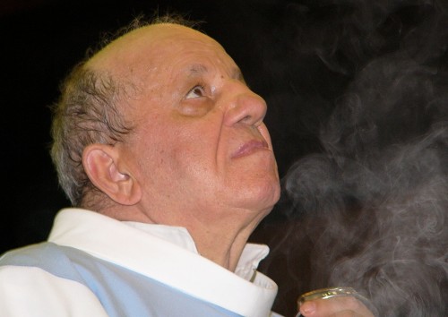 cara del padre gobbi
