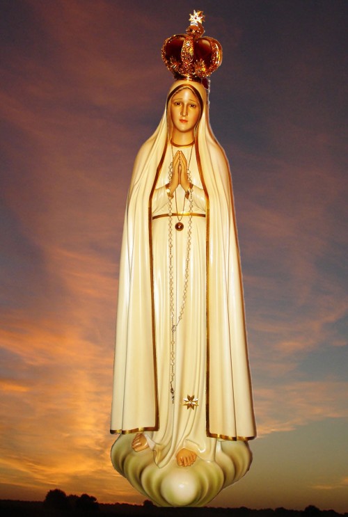 fatima de pie mas alargada