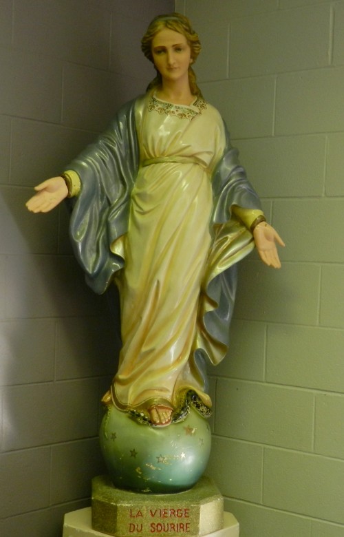 virgen de la sonrisa de pie