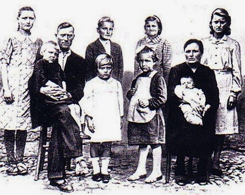 flia roncalli en 1944 re formateada