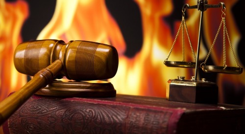 juicio martillo balanza fondo
