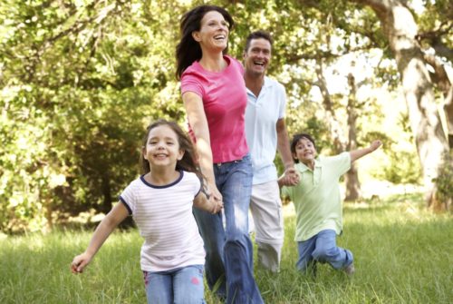 familia corriendo