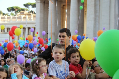 Familia con globos