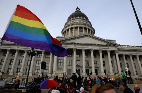 gays afuera de la corte de eeuu