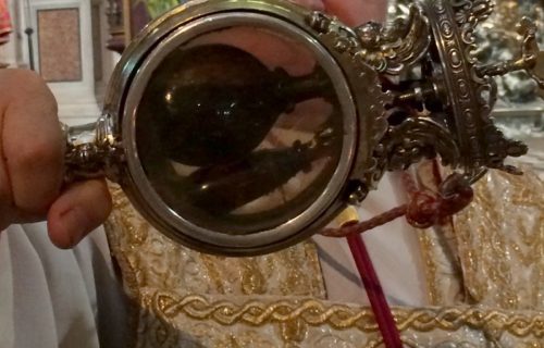 sangre licuada en la ampolla de san genaro
