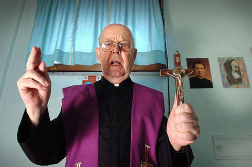padre-gabriele-amorth-esorcista