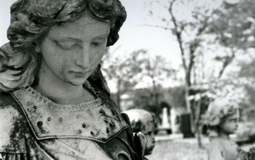 estatua de angel de la guarda