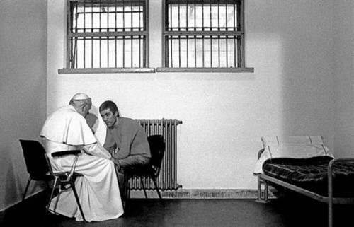 juan pablo II perdona a al _agca