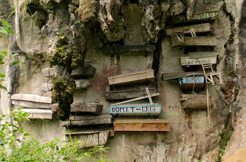 ataudes colgantes de Sagada Filipinas