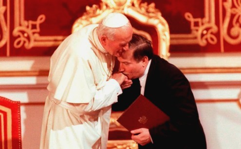 Juan Pablo II y Lech Walesa