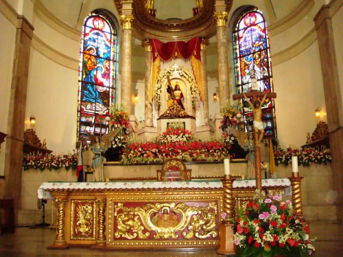 Black_Nazarene_altar