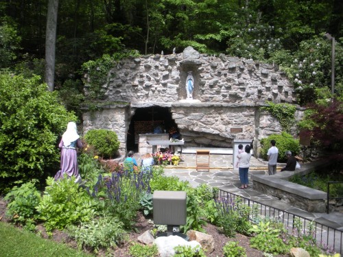 gruta-de-lourdes-de-emmitsburg