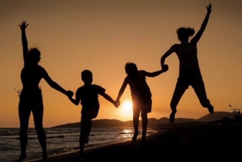 familia con padres del mismo sexo