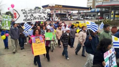 marcha en paysandu contra el aborto