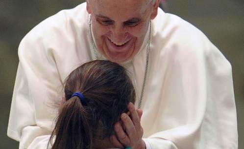 EL PAPA FRANCISCO NO VIVE EN EL APARTAMENTO PAPAL PORQUE NO PUEDE ESTAR SOLO