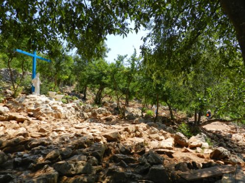 cruz azul de medjugorje panoramica