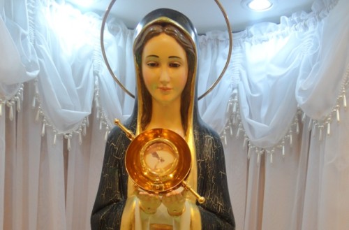 virgen eucaristia los teques