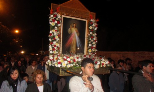 procesion jesus de la misericordia fondo