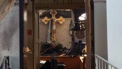 crucifijo que no se quemo en la iglesia de san jose