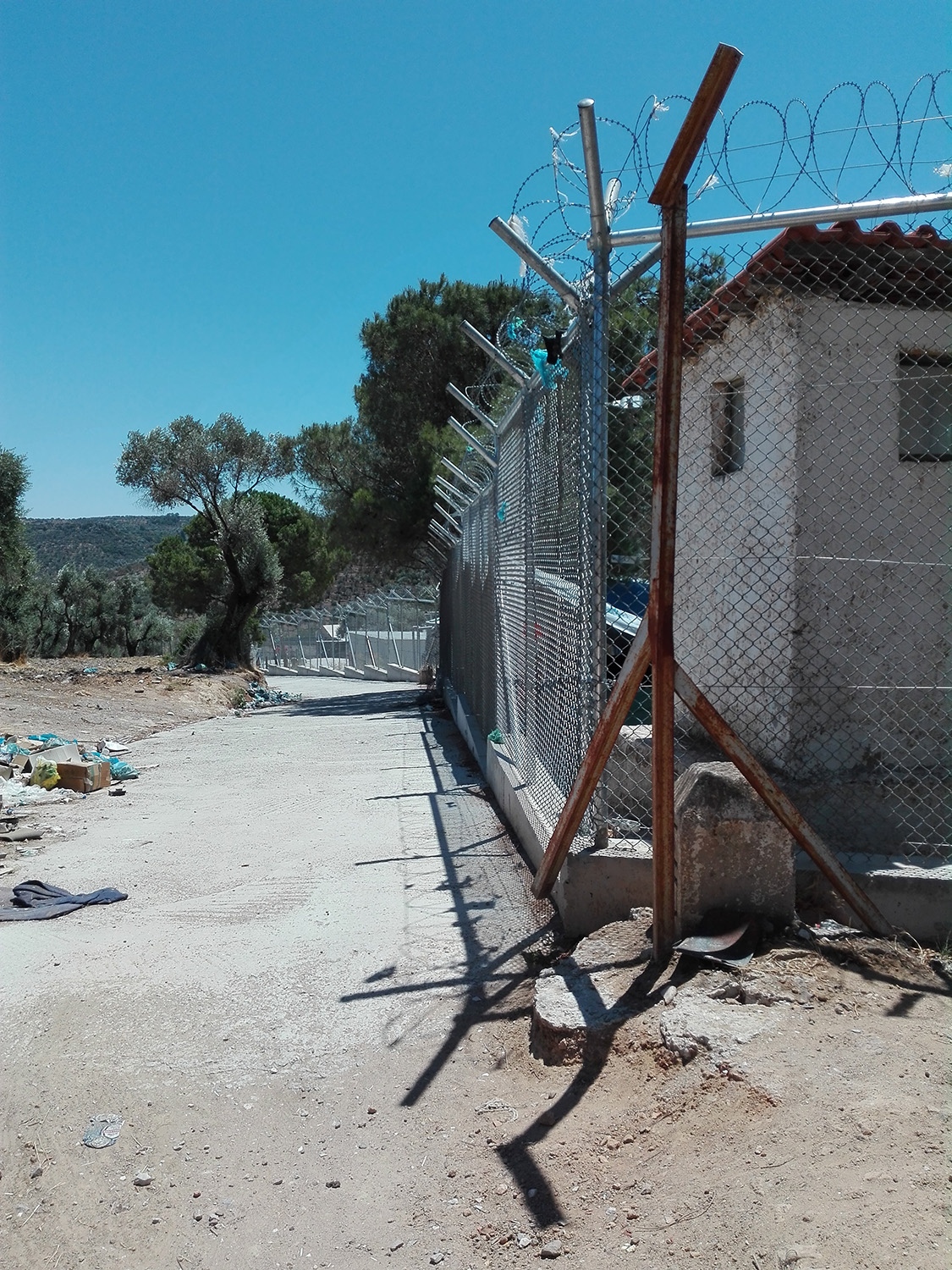 the-hotspot-moria-july-2016