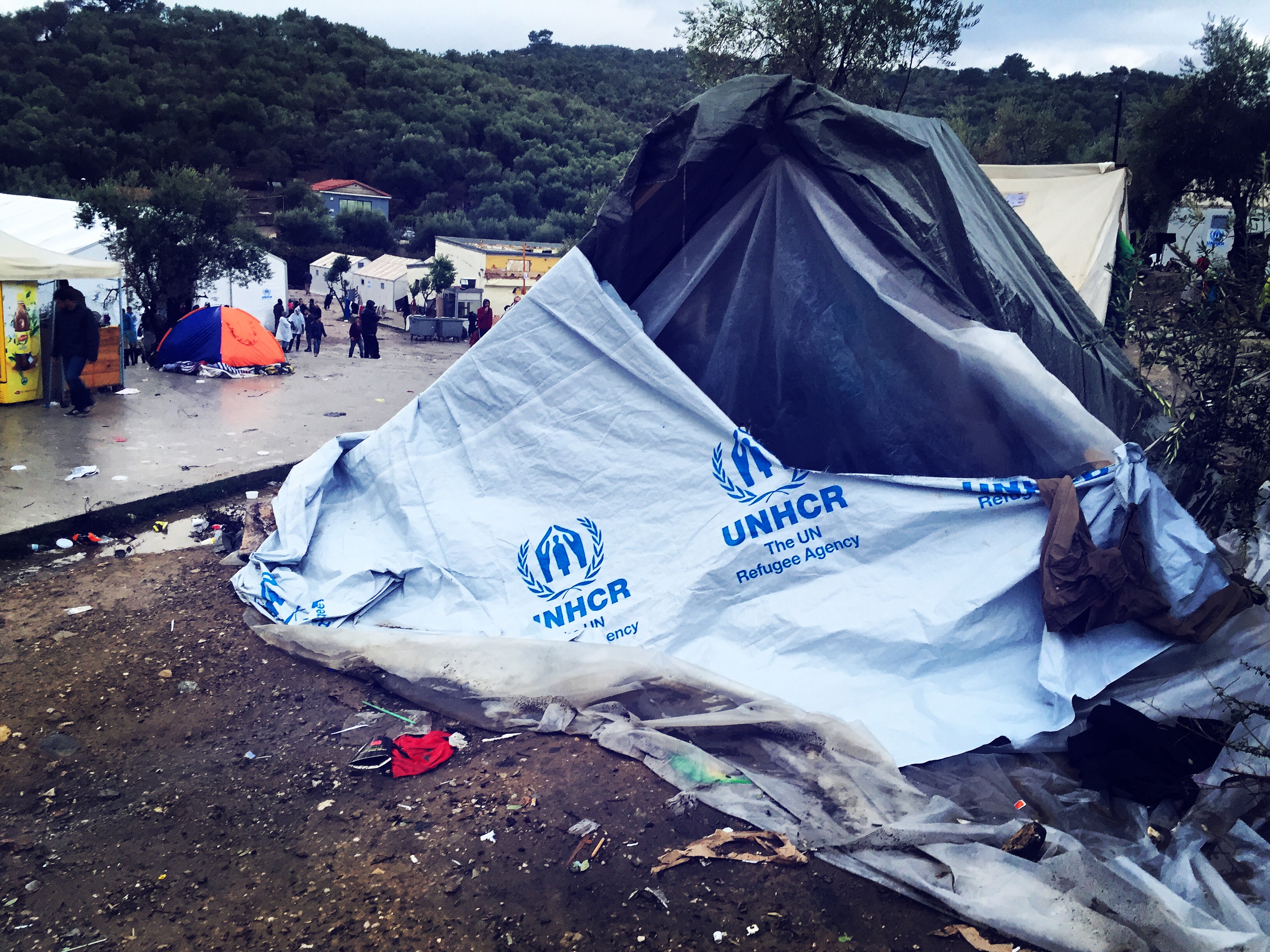 makeshift-shelters-moria-pallister-wilkins