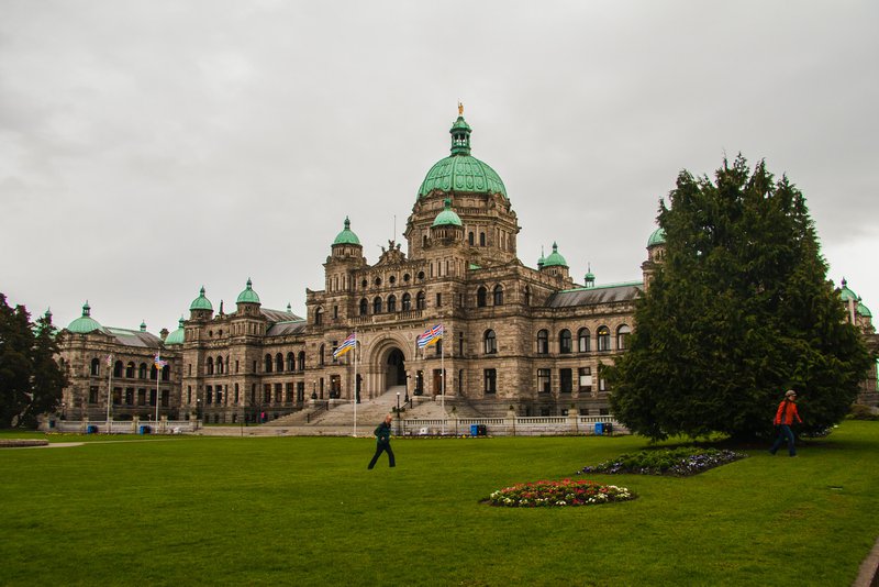 City hall of Victoria, BC. Victoria is the biggest city on Vancouver Island, a rather large island on the coast of British Columbia, Canada. 📸 Julius Jansson See more at 👉www.juliusjansson.com 🙂 Please follow me also at 👉 www.instagram.com/julius.jansson/