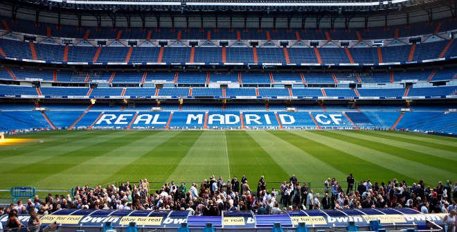 Real Madrid FC Los Blancos Stadium