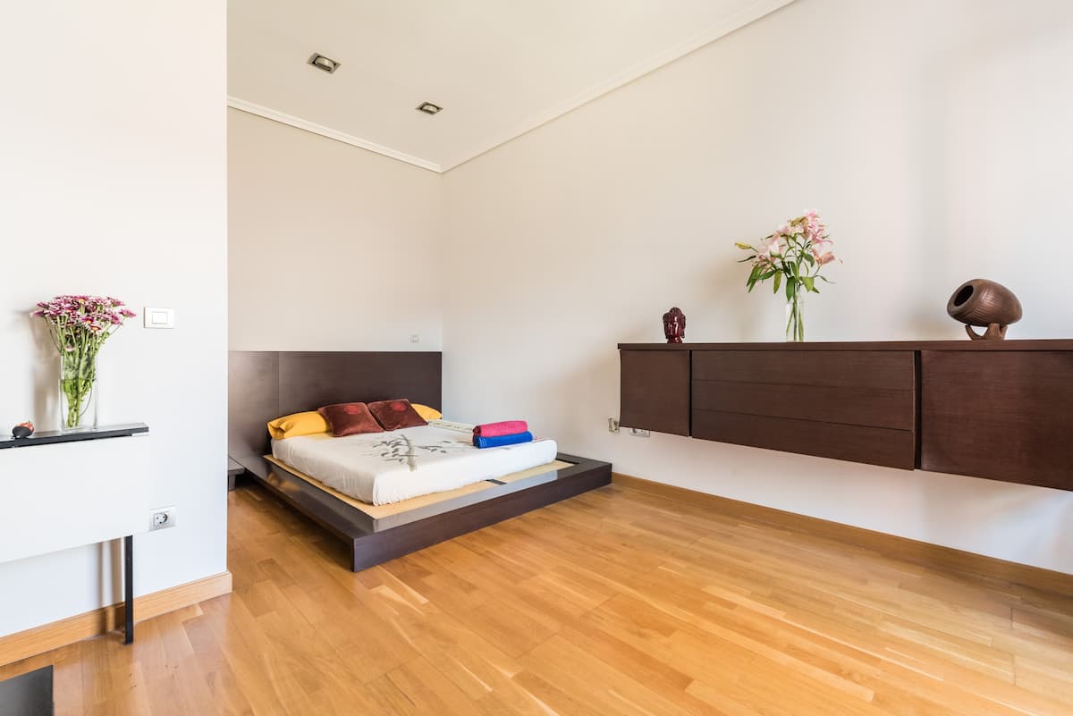 Madrid De Los Austrias airbnb room