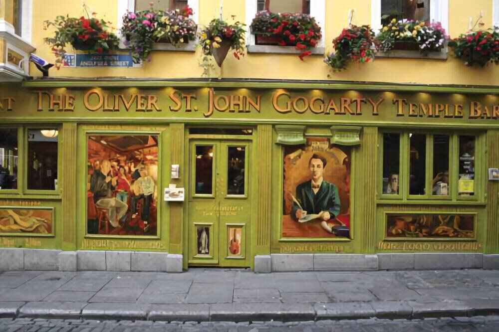 The oliver st john gogarty temple bar in dublin