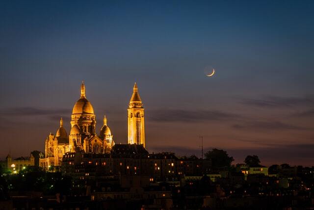 Sacre Coeur at night paris
