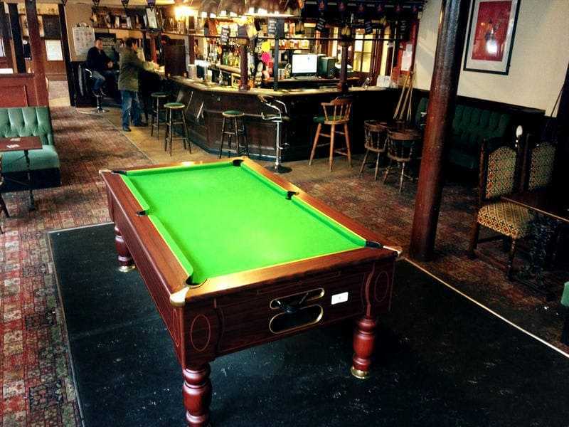 8 seven sisters hostel london