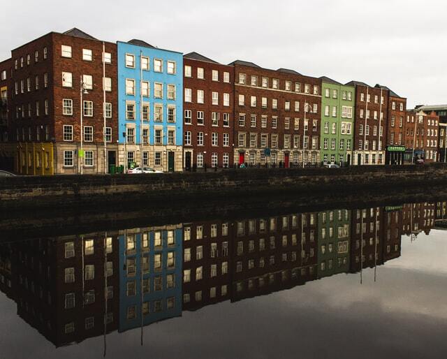 Lanmark of Dublin by the waters
