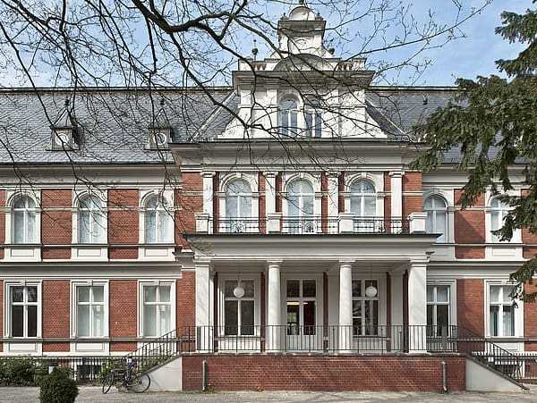 Charlottenburg - Wilmersdorf museum art and history exhibits
