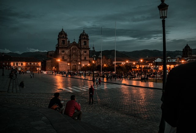 Unique things to do in cusco at night plaza de armas