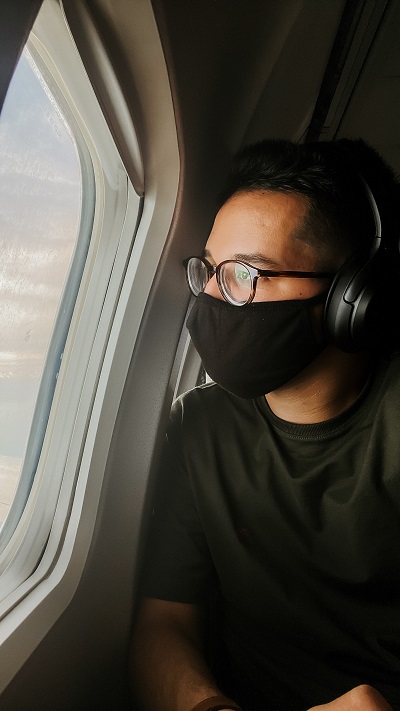 bose headphones being used