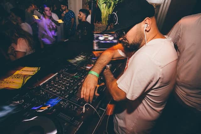 lagos portugal nightlife
