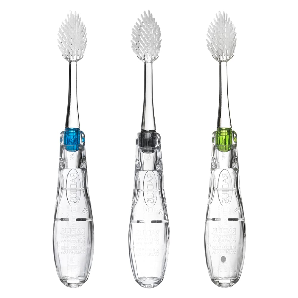 RADIUS Tour Travel Brush & Case