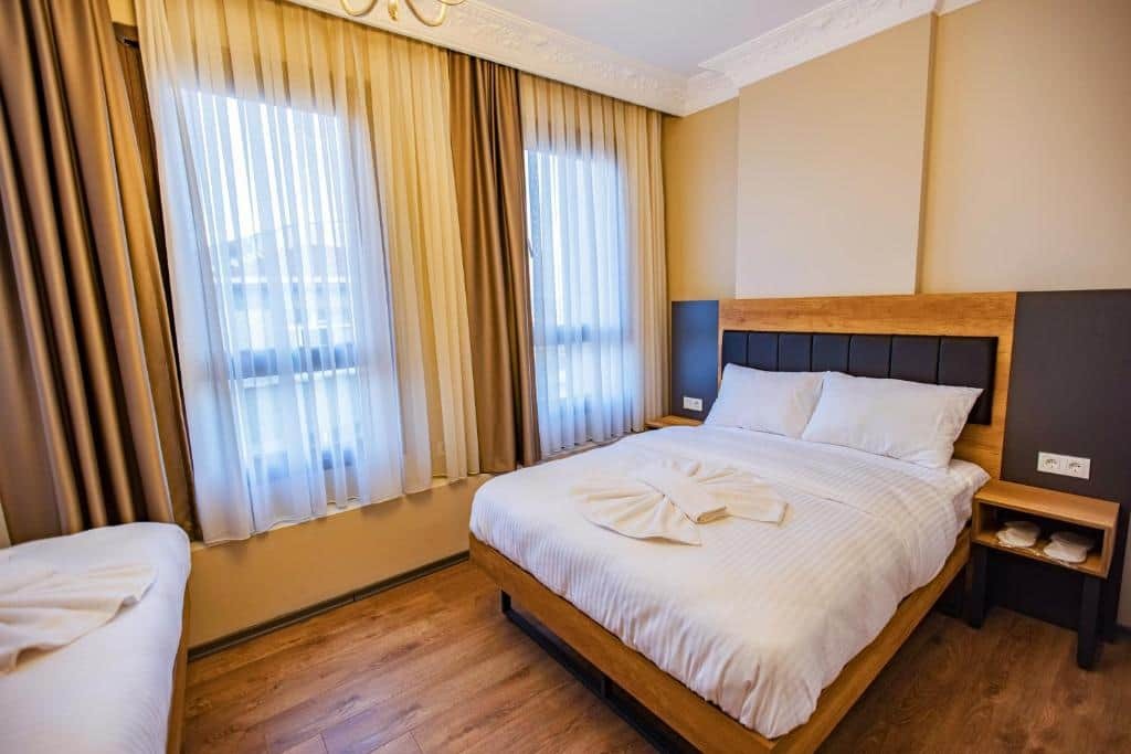Grand Balyan Hotel & Restaurant