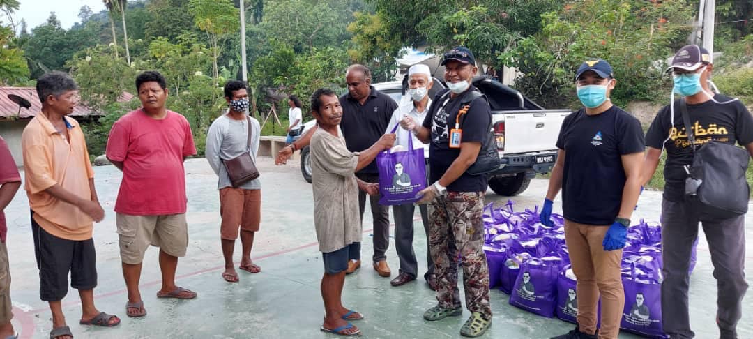 Bantuan Makanan Kepada Orang Asal Oleh Pasukan Dun Sungai Tua Inisiatif