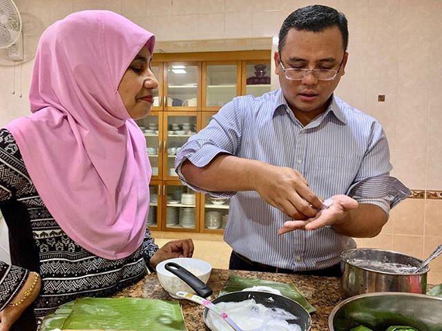 Cubaan Membuat Kuih Koci Untuk Buka Puasa Media
