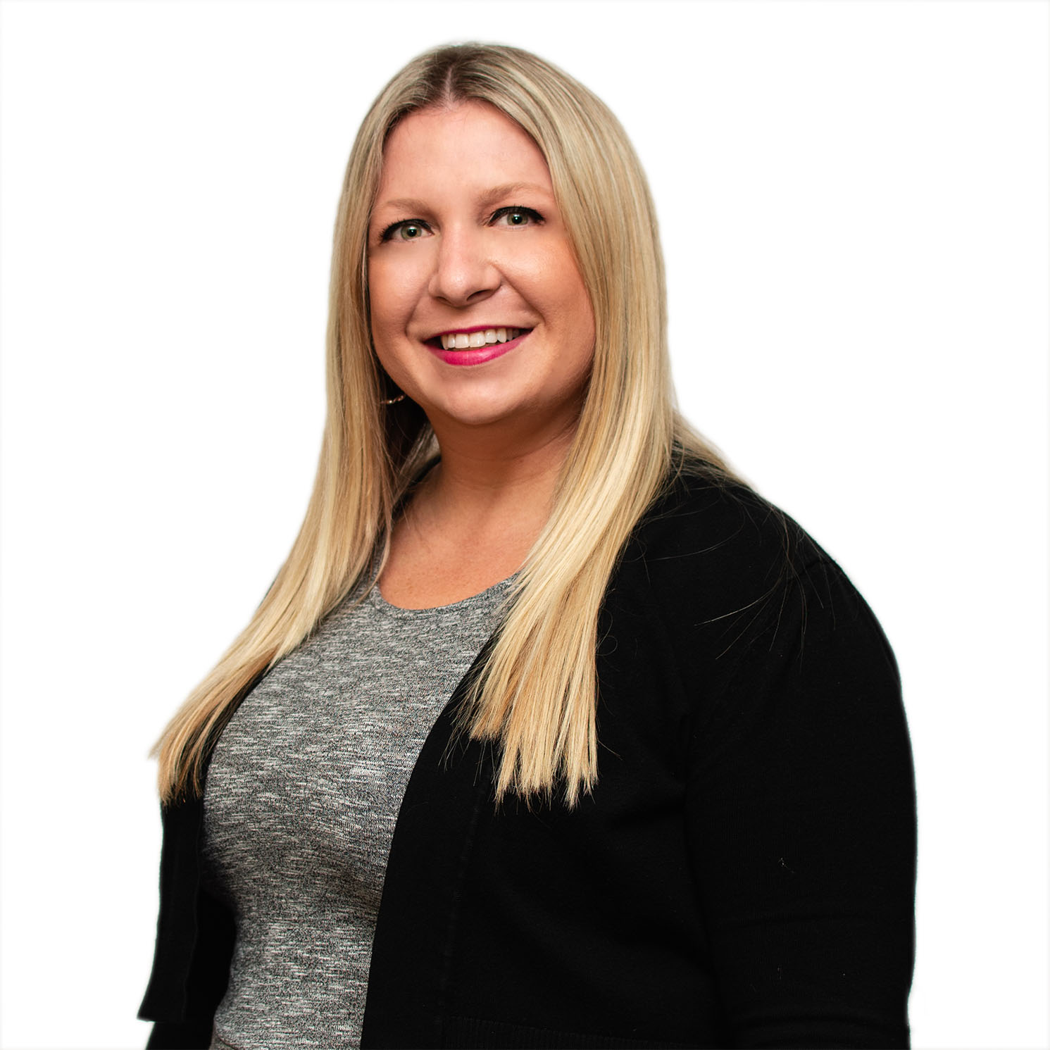 amanda albino camardella headshot