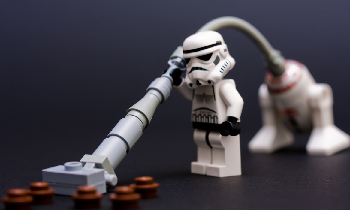 Running VACUUM FULL on RDS Postgres with Minimal Downtime