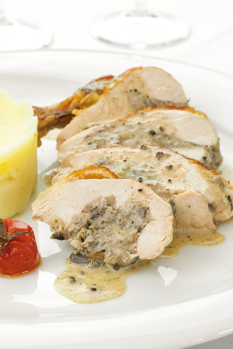 Recettes • Suprême de pintade farci et sa sauce à la truffe