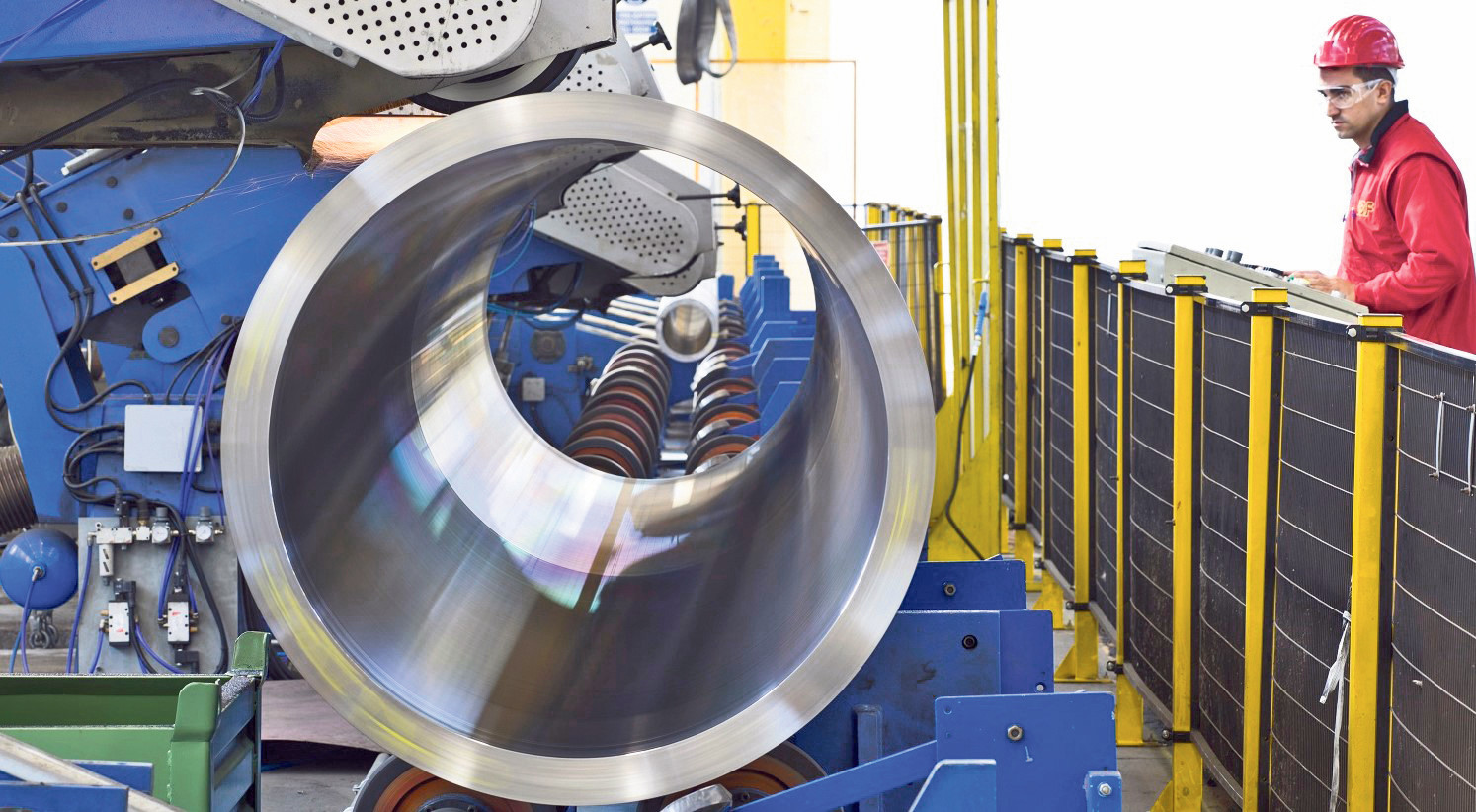 Tubacex no deja de pensar en el futuro a pesar del grave problema de