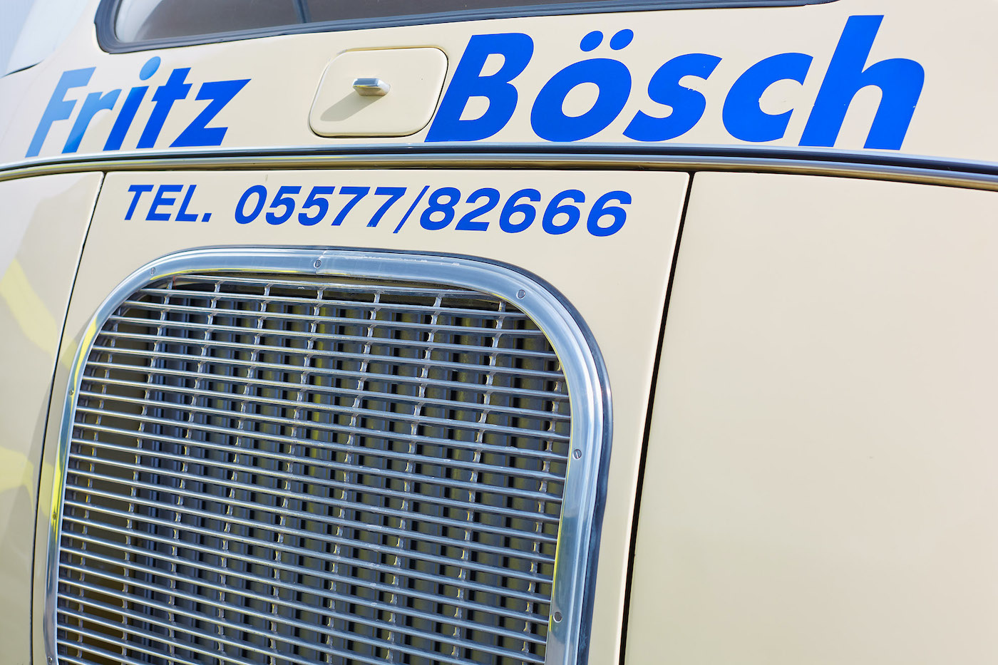 Hochzeits-Fahrzeug von "Bösch Reisen"